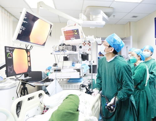 人民日?qǐng)?bào)一線調(diào)研武漢人工智能計(jì)算中心 算力基礎(chǔ)設(shè)施 賦能千行百業(yè)